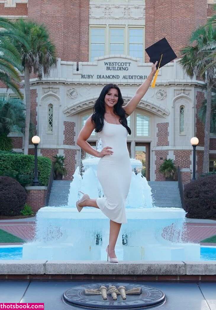 Allison Royalty Photo #7