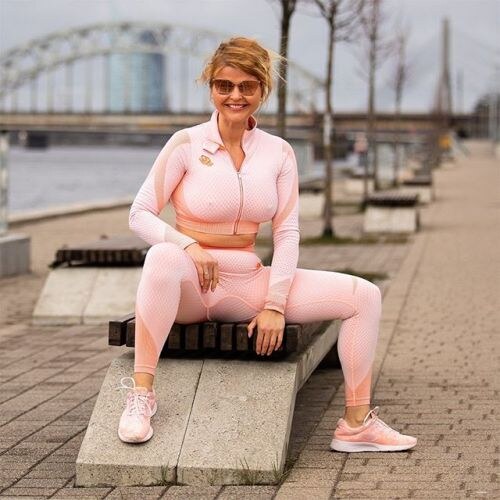 Bellina Peachy Photo #34