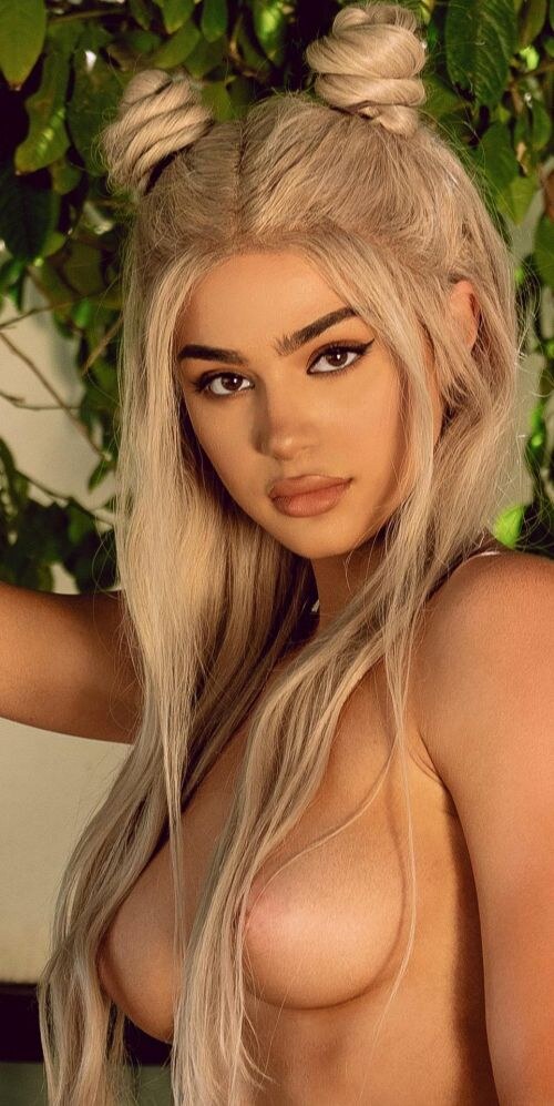 Kristen Hancher Photo #89