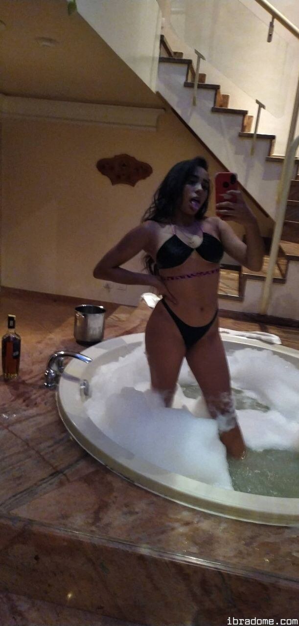 Mary Yulitza Photo #31