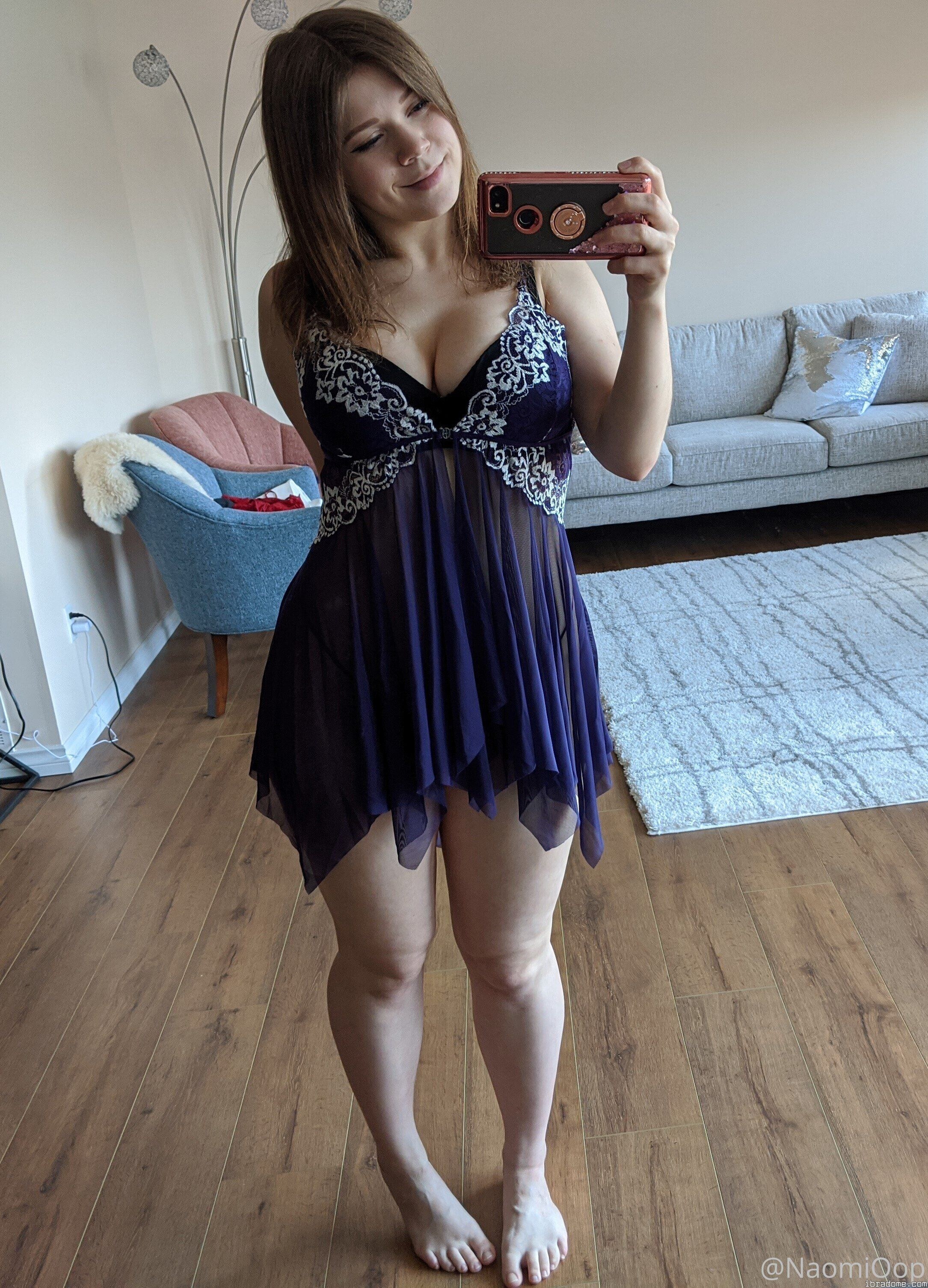 Naomiwastaken Photo #42