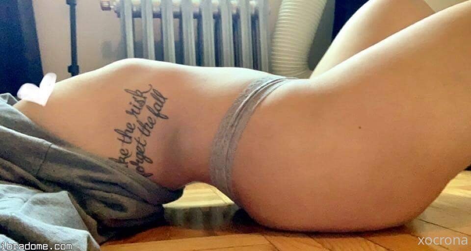 Claire Estabrook Photo #33