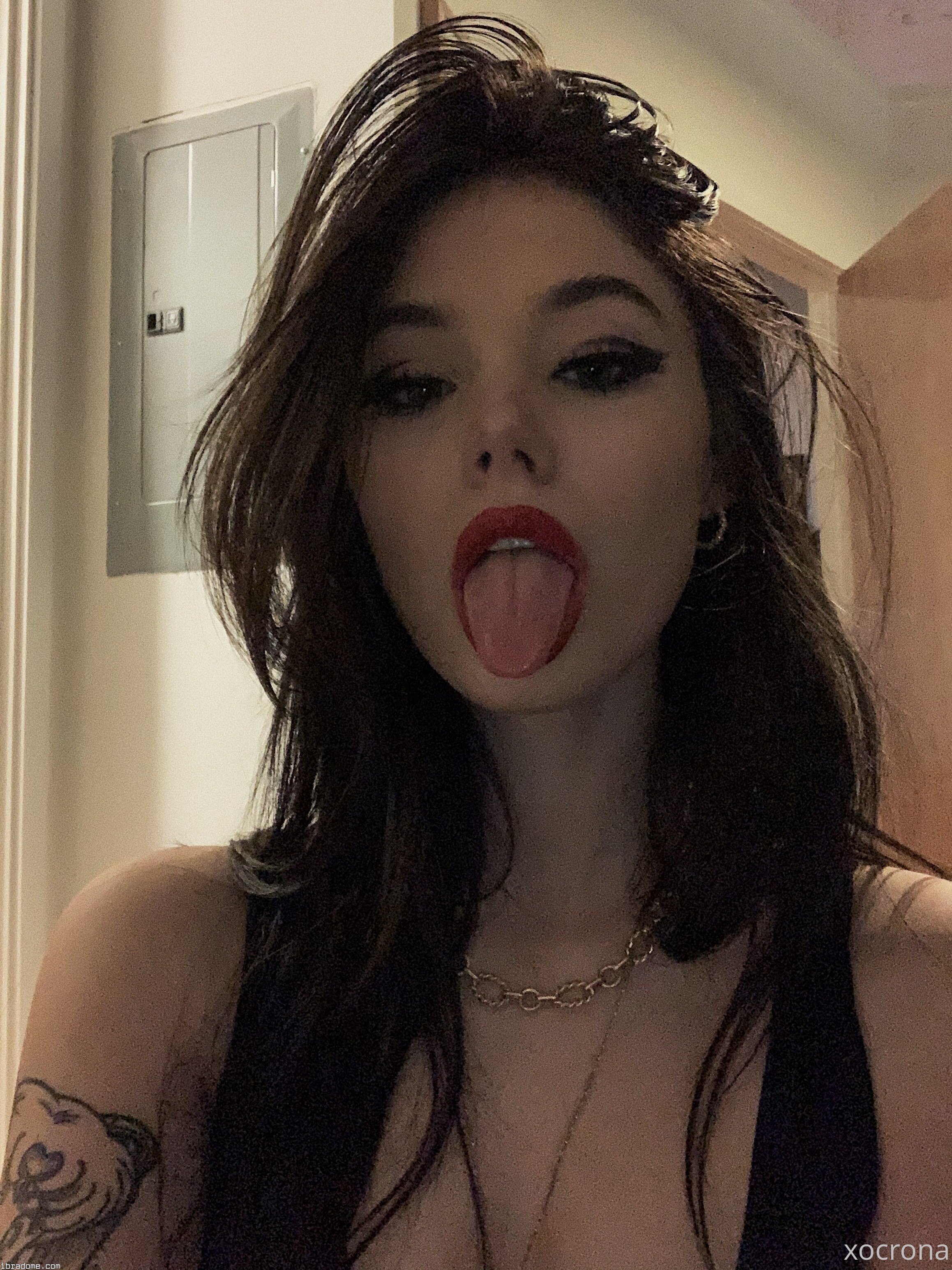 Claire Estabrook Photo #160