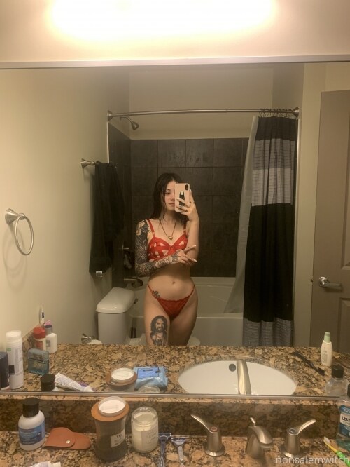 Claire Estabrook Photo #112