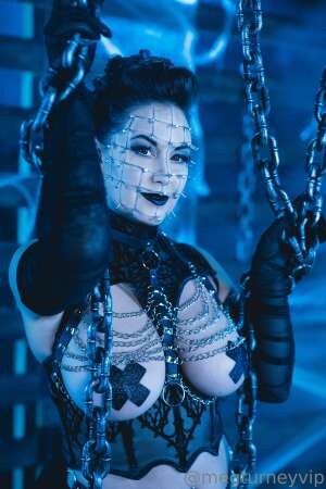 Meg Turney Photo #532