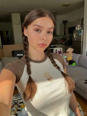 Sophie Mudd Photo #165