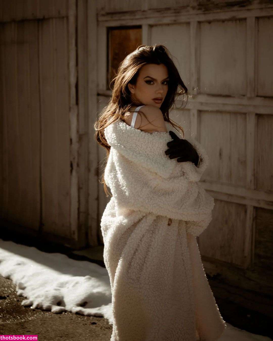 adelinesofficial Photo #47