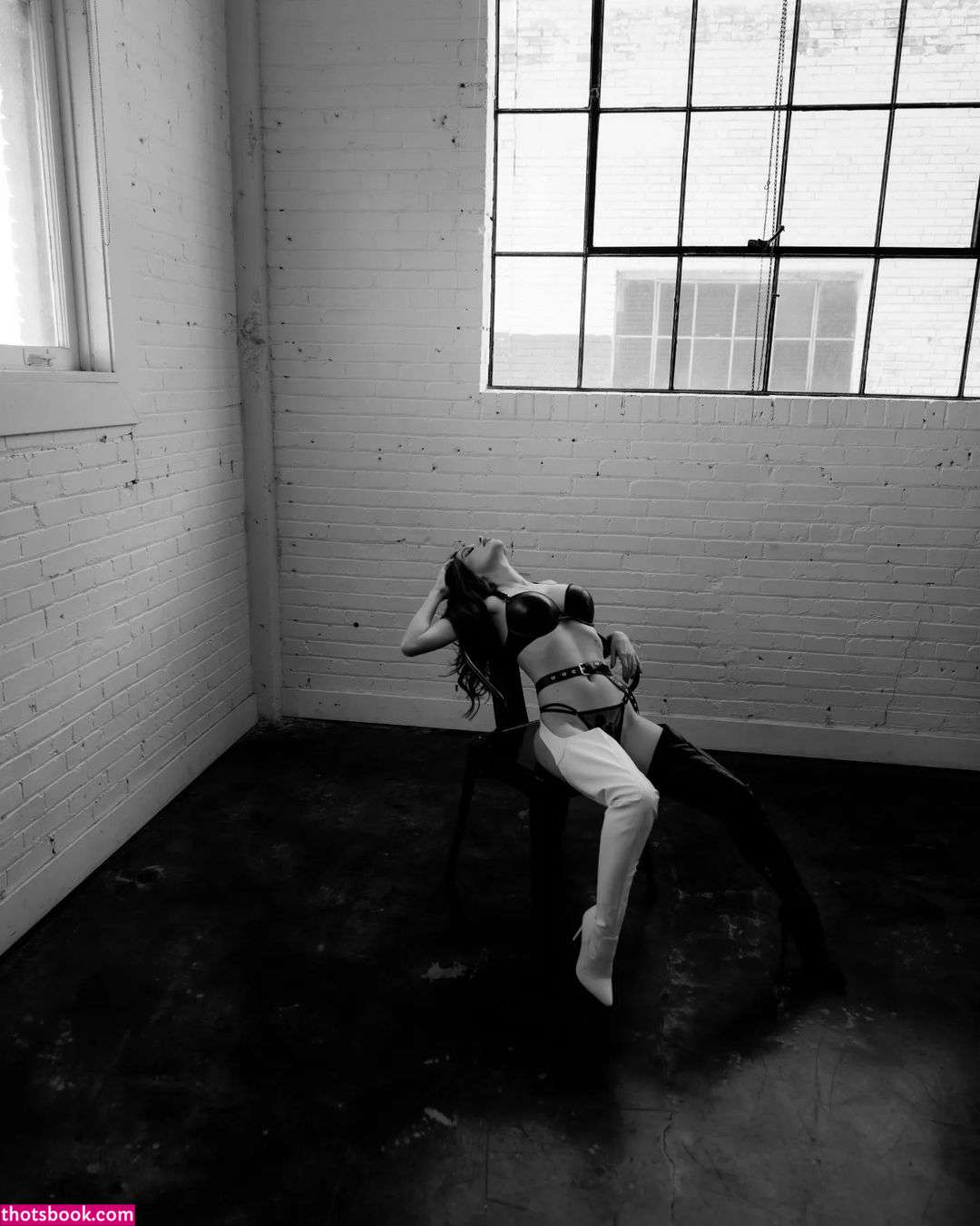 adelinesofficial Photo #58