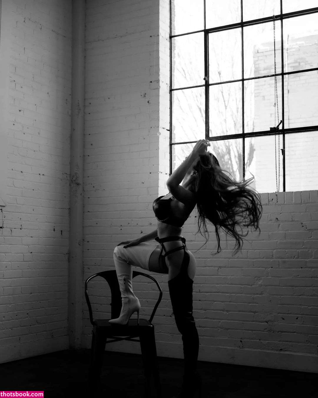 adelinesofficial Photo #59