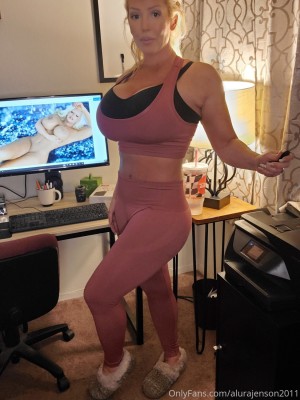 Alura JenAlura Jenson Photo #5