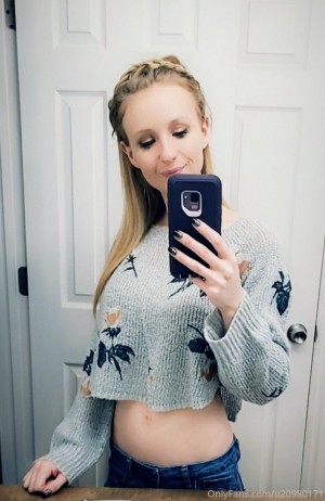 Elle Dainty Photo #36