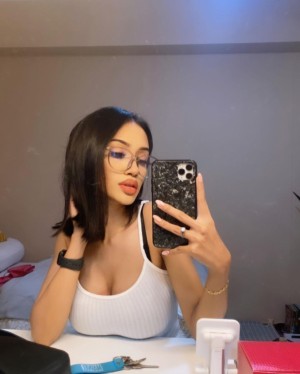 l3nny3melda Photo #2