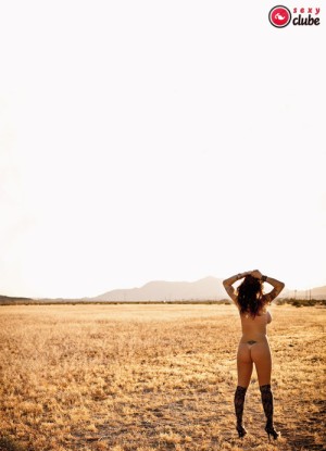 May Valentine Photo #17