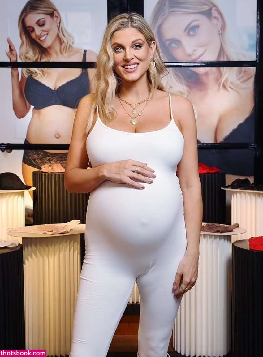 Ashley Louise James Photo #22