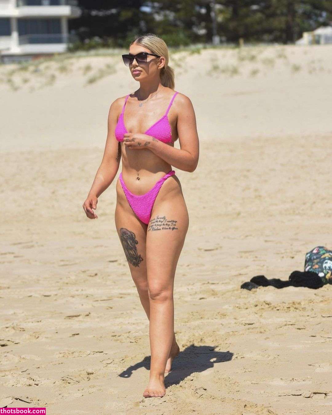 Caitlin Mcconville Photo #3