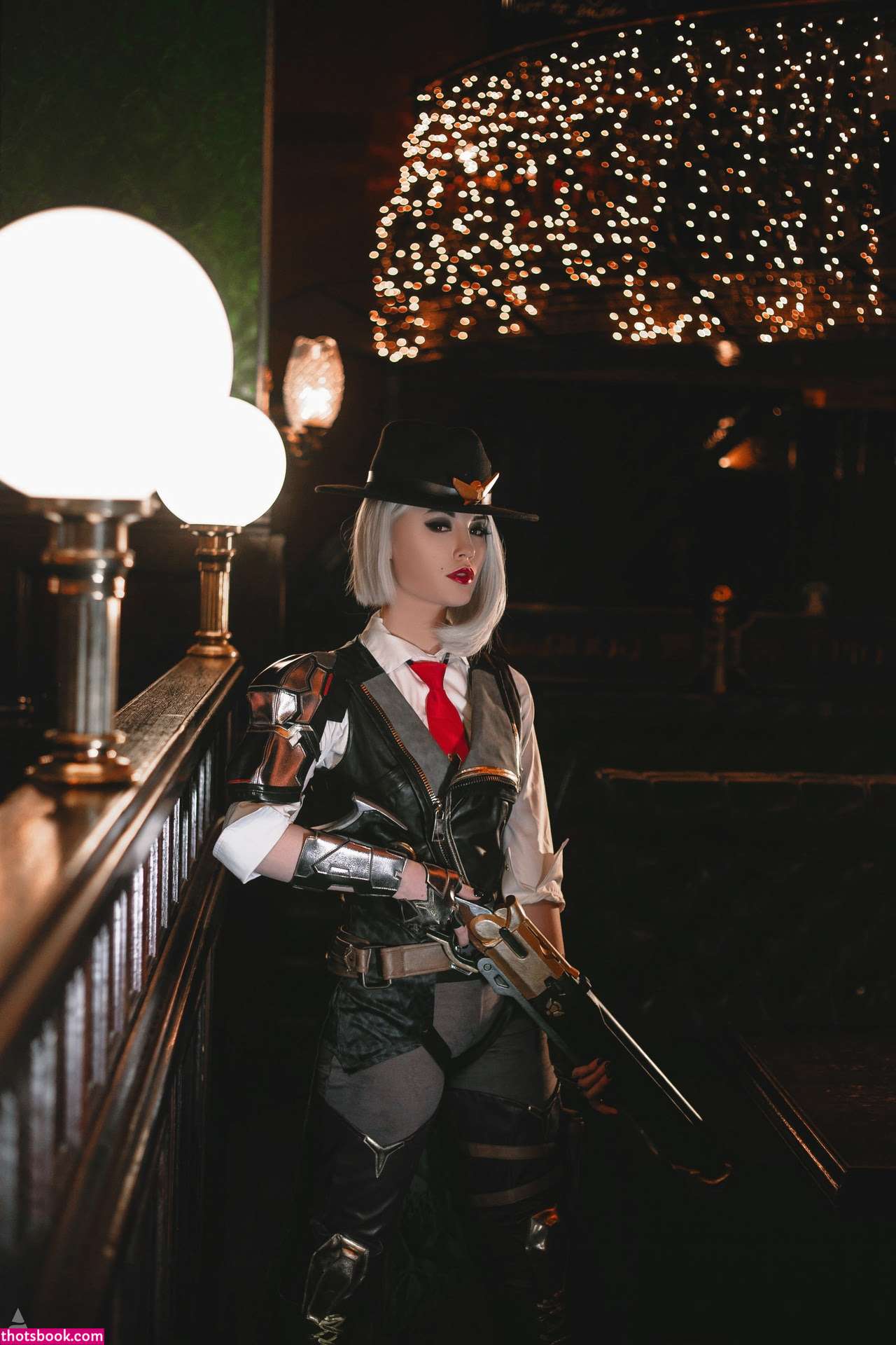 Lunaritie Photo #101