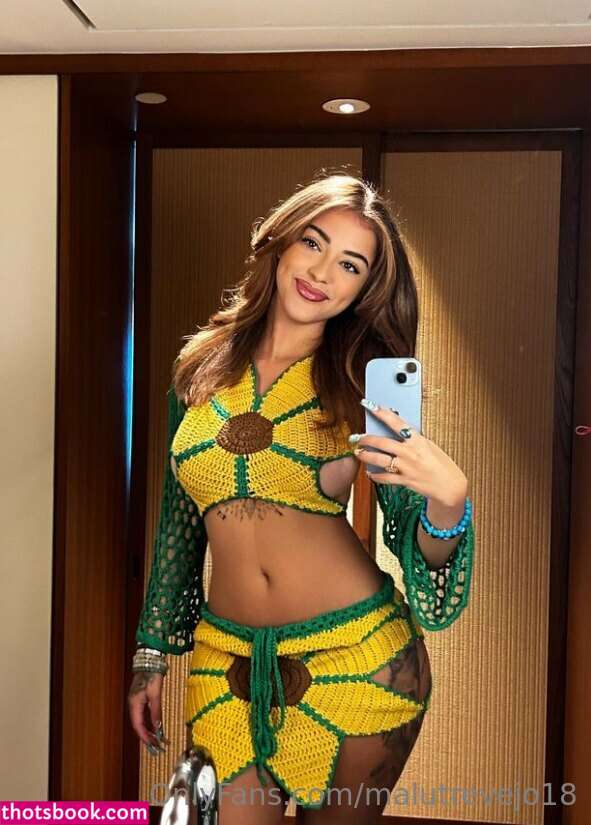 Malu Trevejo Photo #574