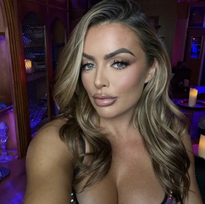 Mandy Sacs Photo #41