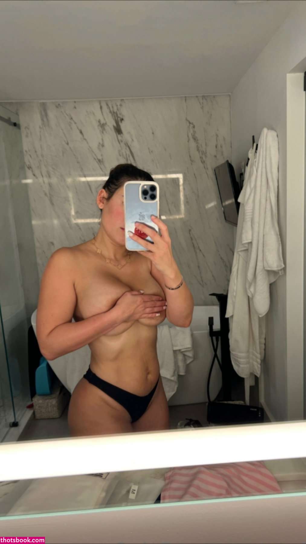 Angie Varona Photo #71