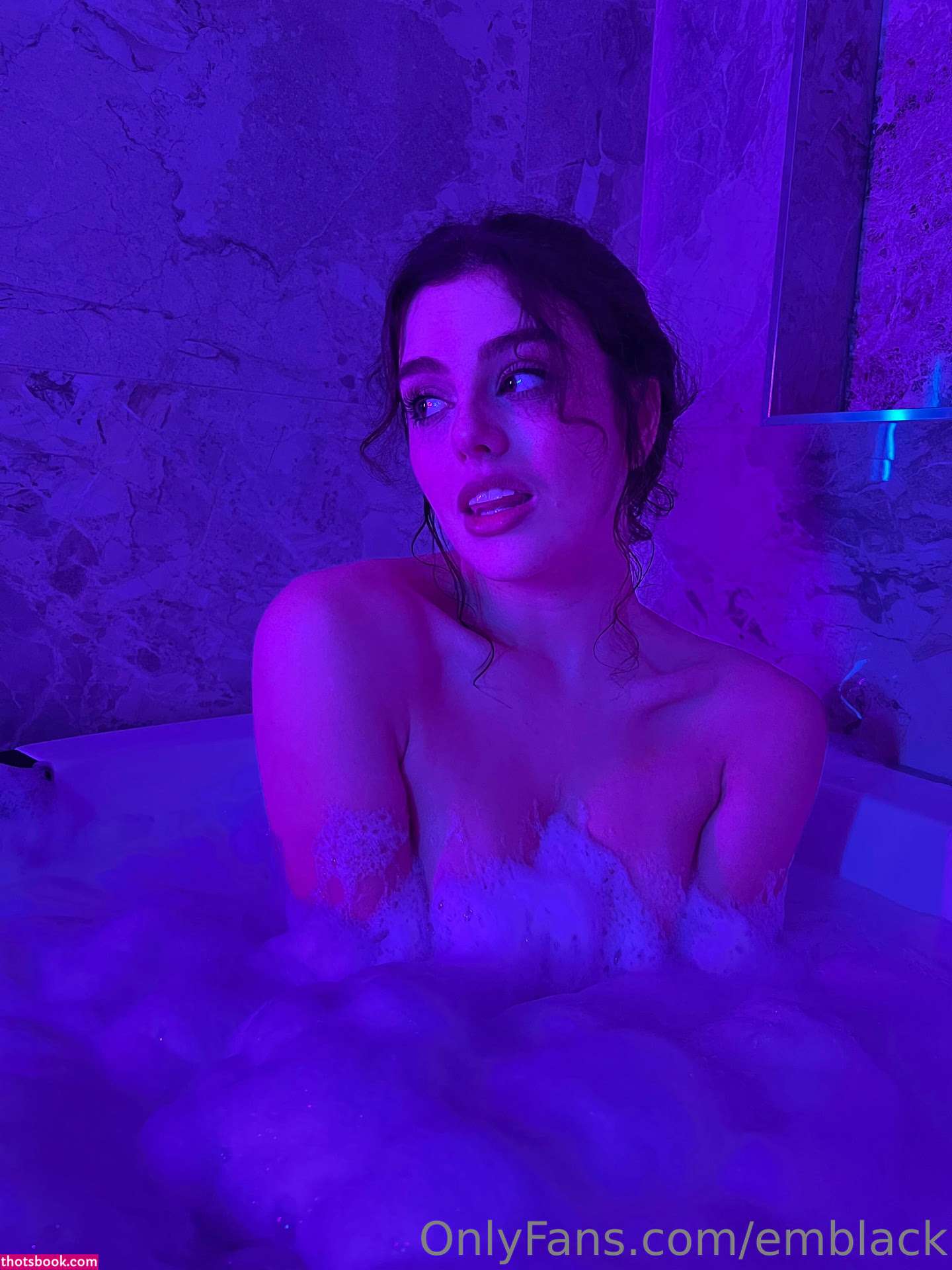 Emily Biack Photo #29