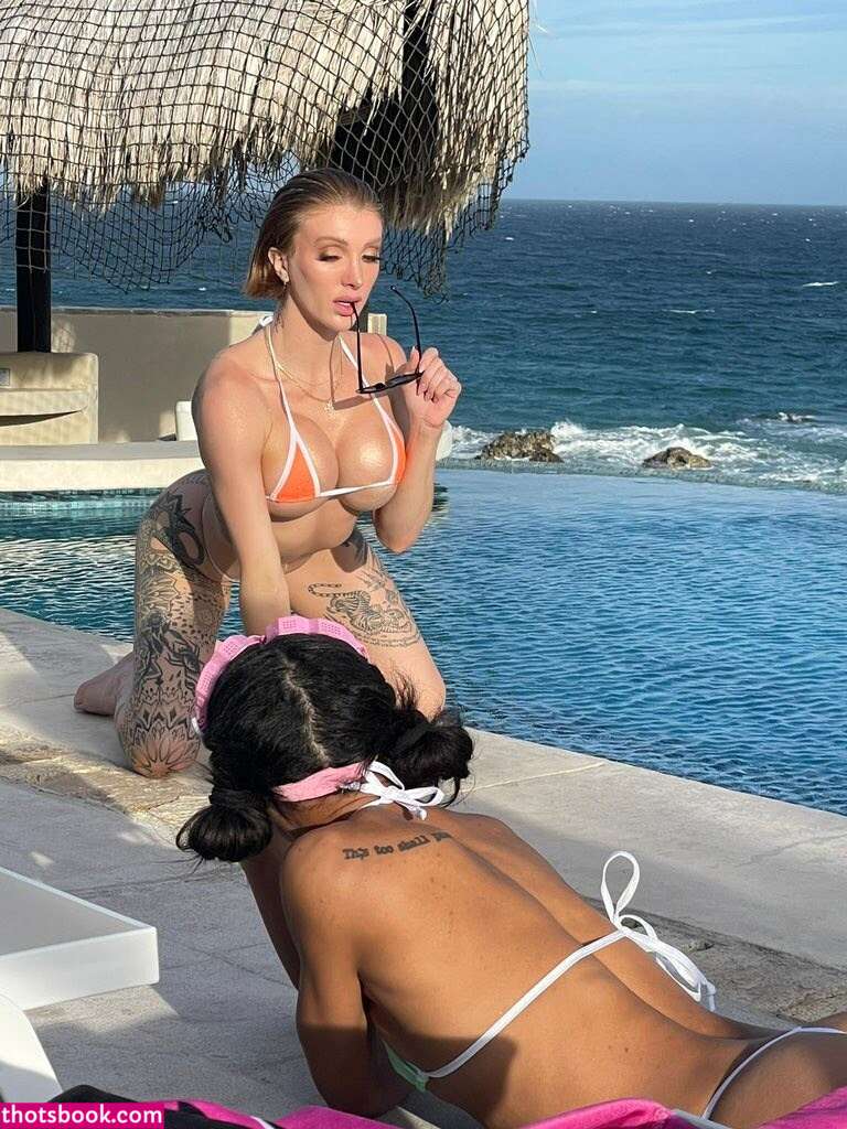 urfavredhead Photo #70