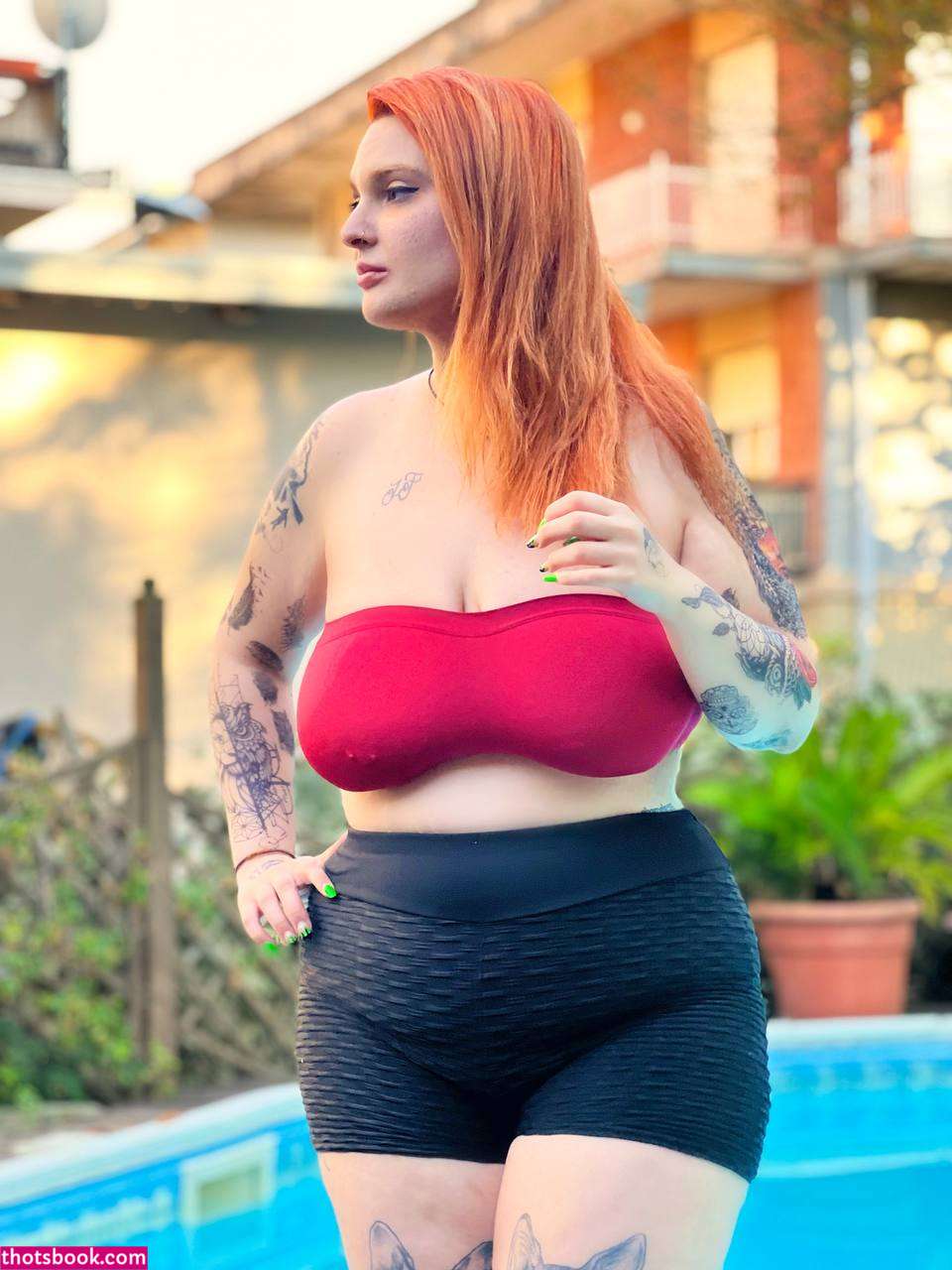 Hilary Ilariaa Photo #2