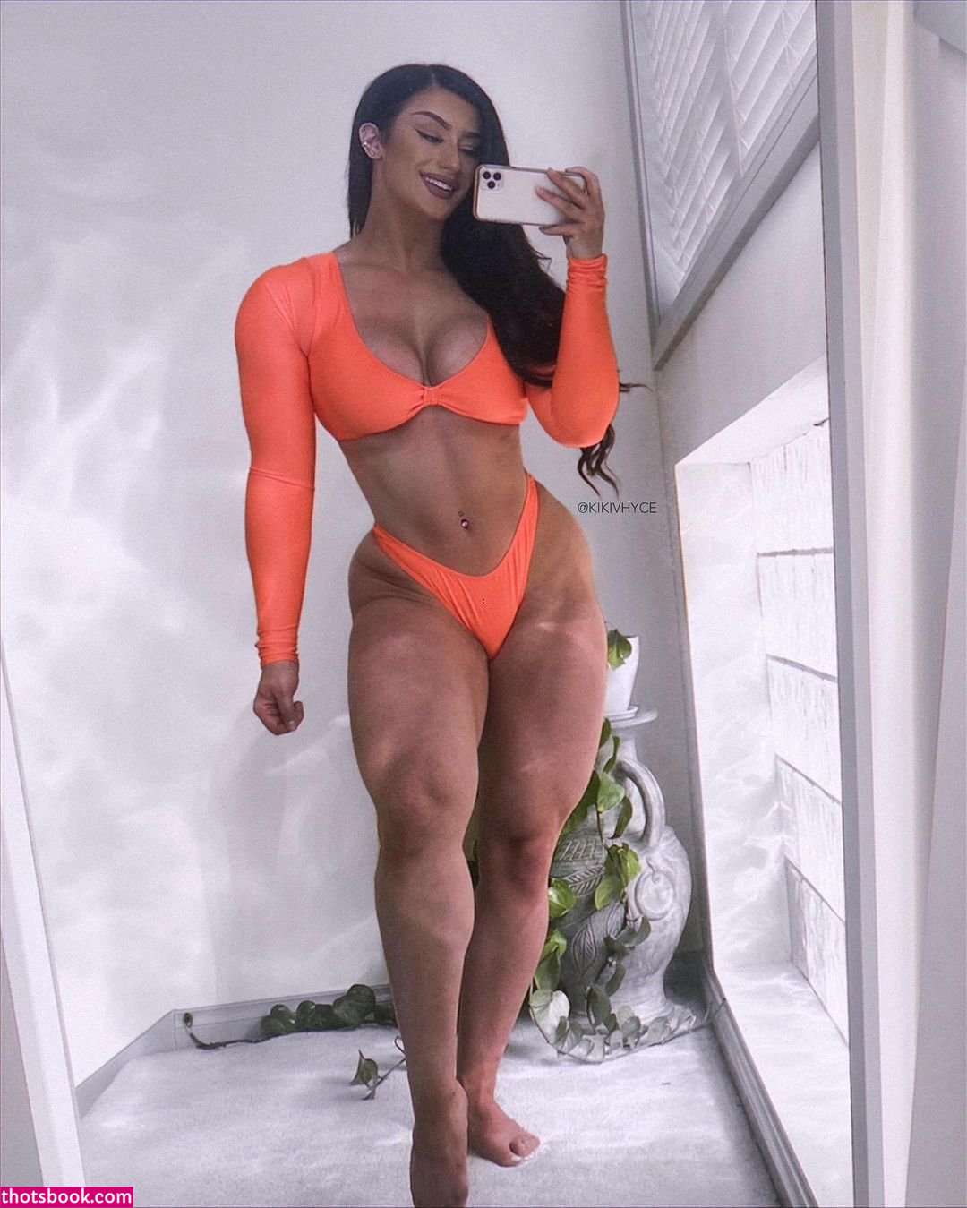 Kiki Vhyce Photo #11