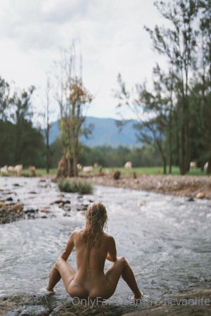 Rosievanlife Photo #27