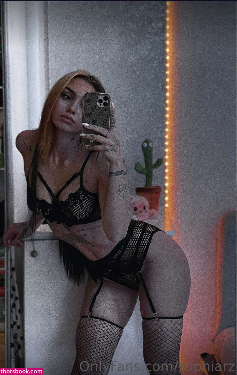 Sophia Rizou Photo #14