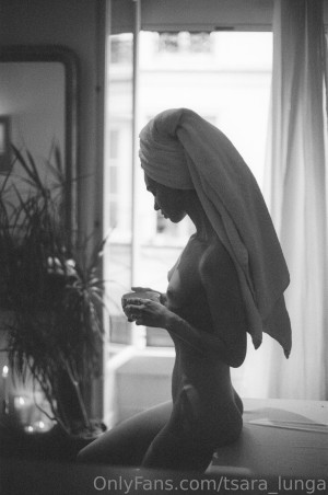 Anna Tsaralunga Photo #81