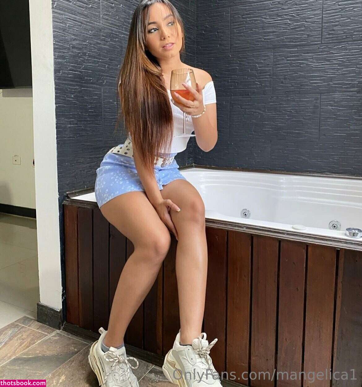 Cute Molly18 Photo #11