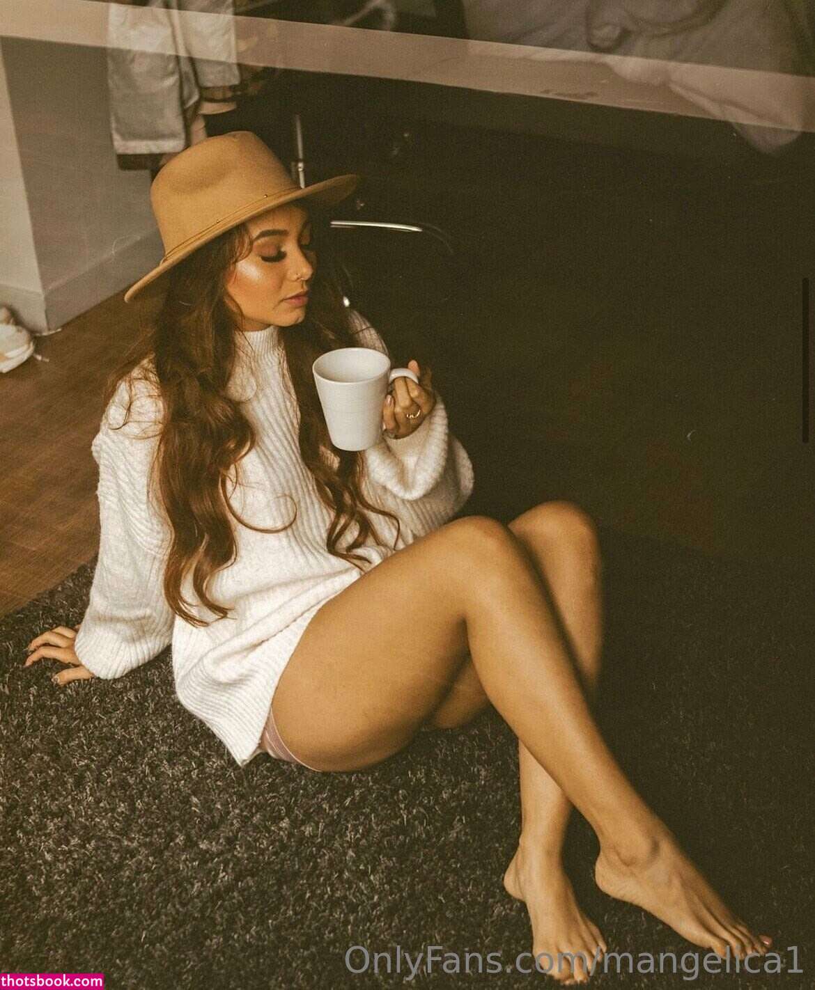 Cute Molly18 Photo #13