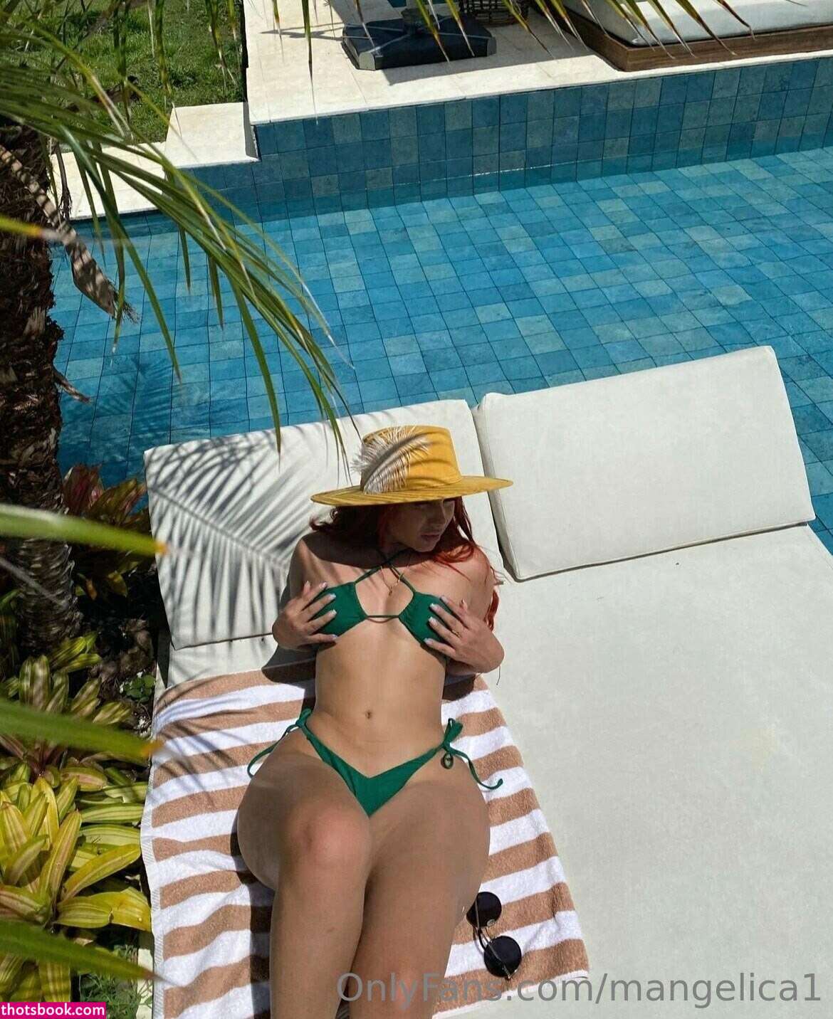 Cute Molly18 Photo #15