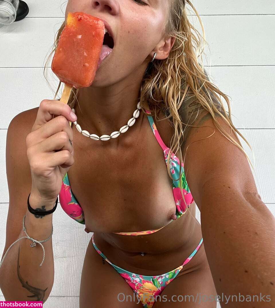 Joselynbanks Photo #7