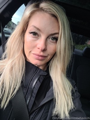 Missbehavin26 Photo #18