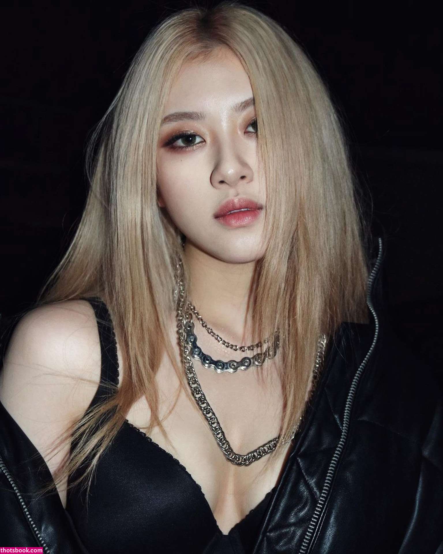 Allissa Shin Photo #25