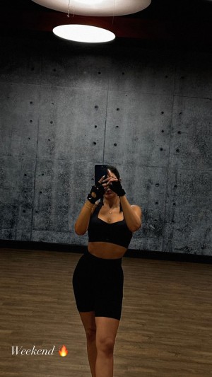 Sadaf Taherian Photo #7