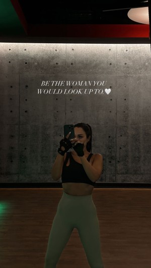 Sadaf Taherian Photo #11