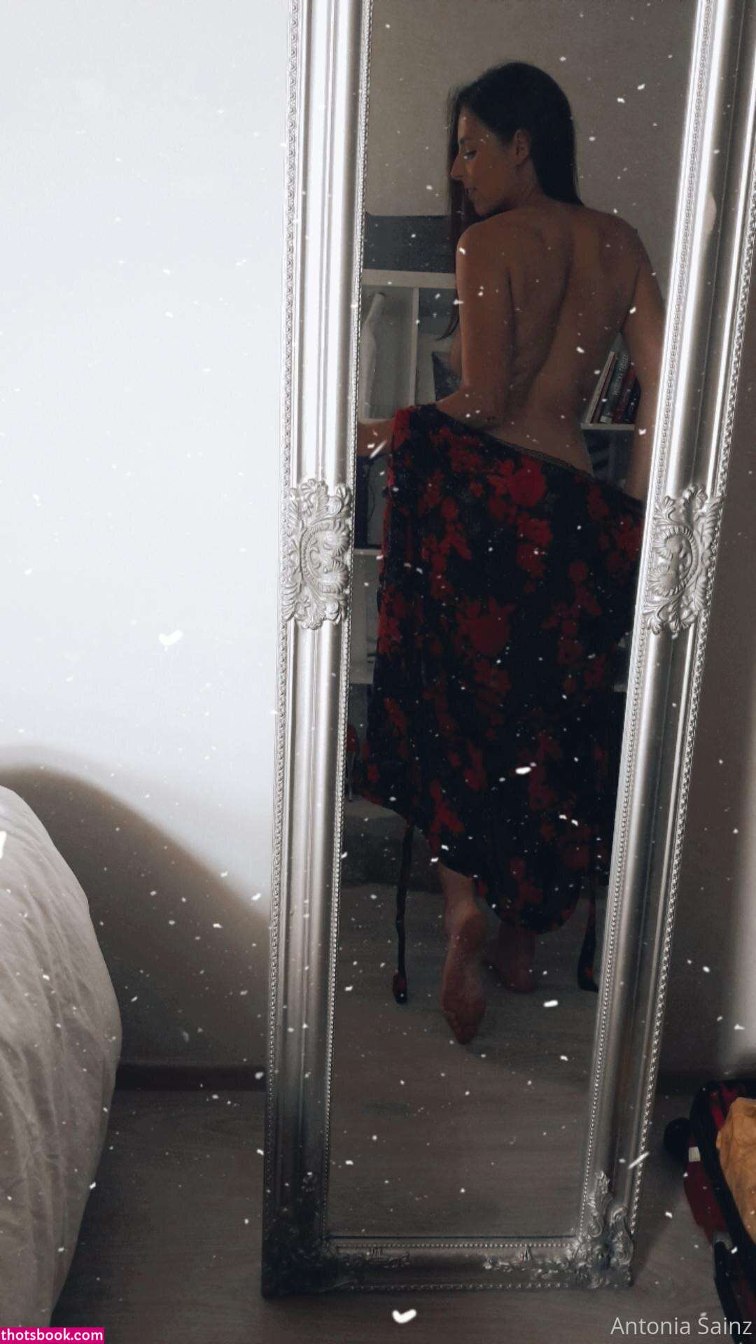 Antonia Sainz Photo #10