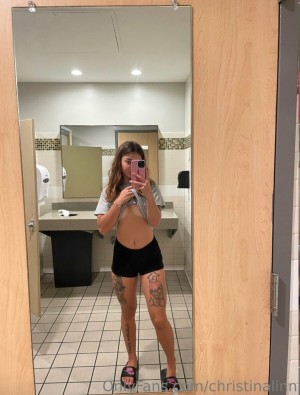 Christina Linn Photo #116