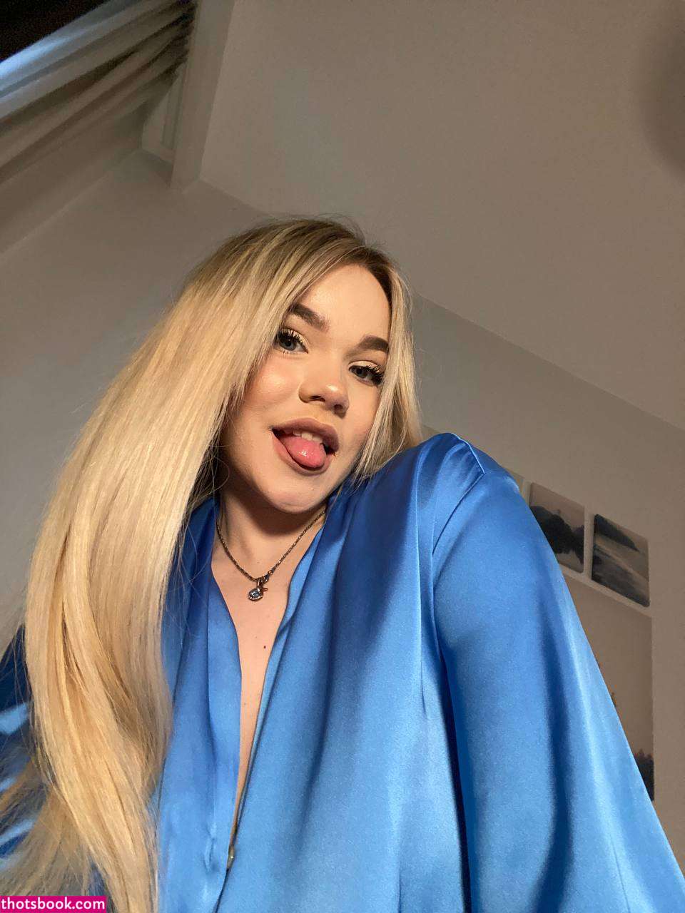 Alicebrightt Photo #10