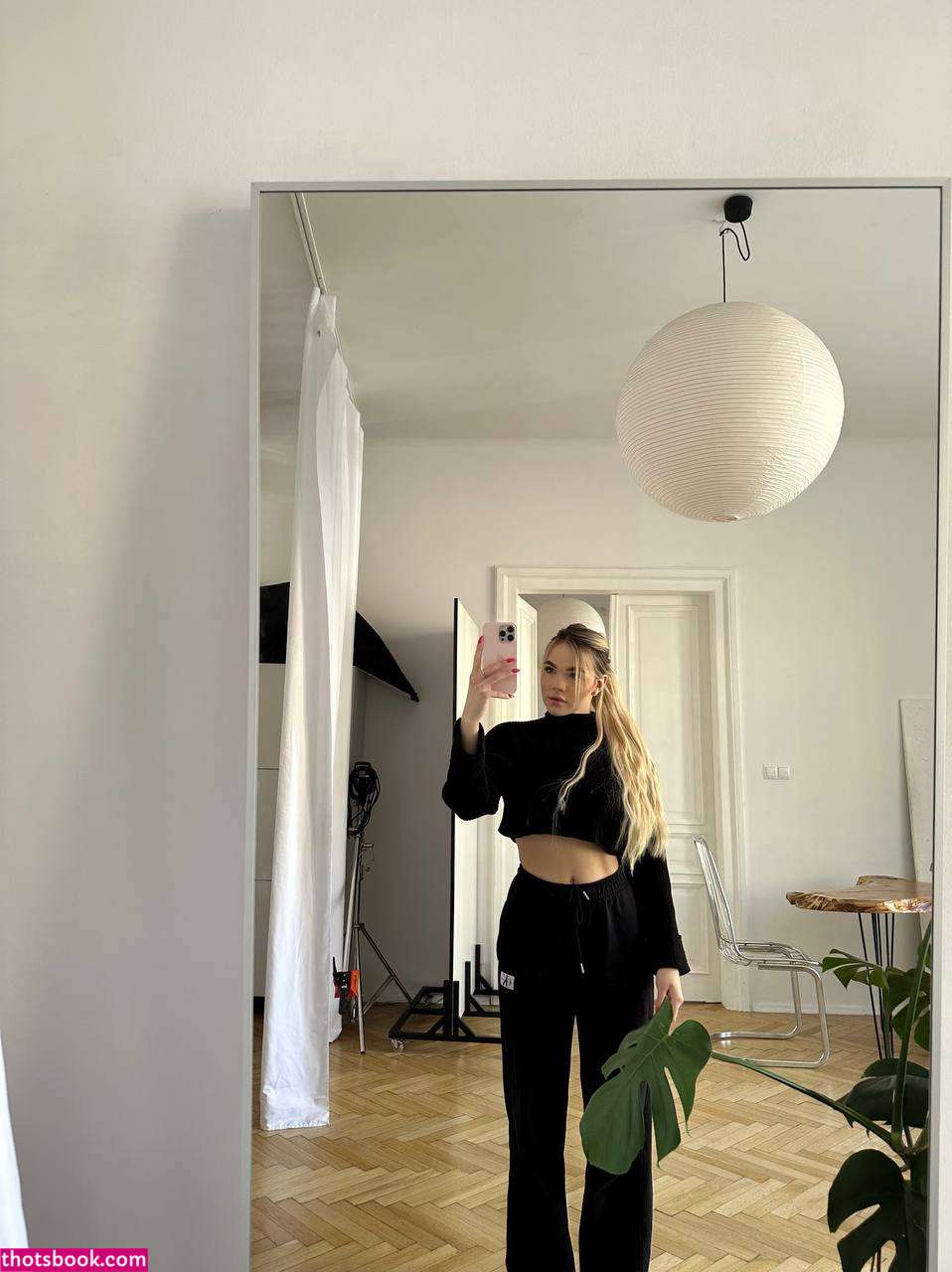 Alicebrightt Photo #13