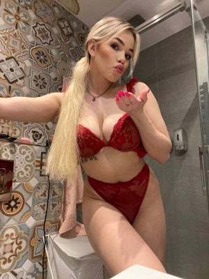 Alicebrightt Photo #12