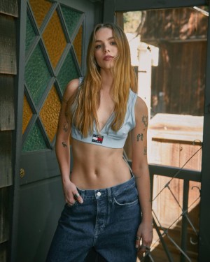 Anna Shumate Photo #12