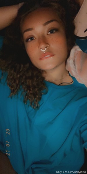 Luxurious Larue Photo #10