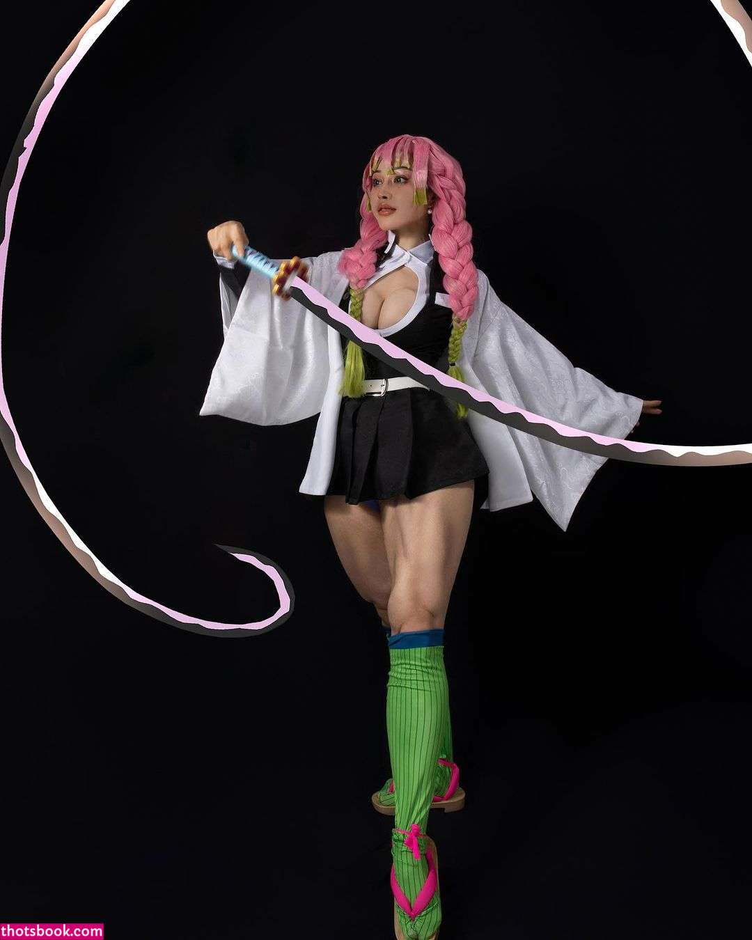 Yuan Herong Photo #19