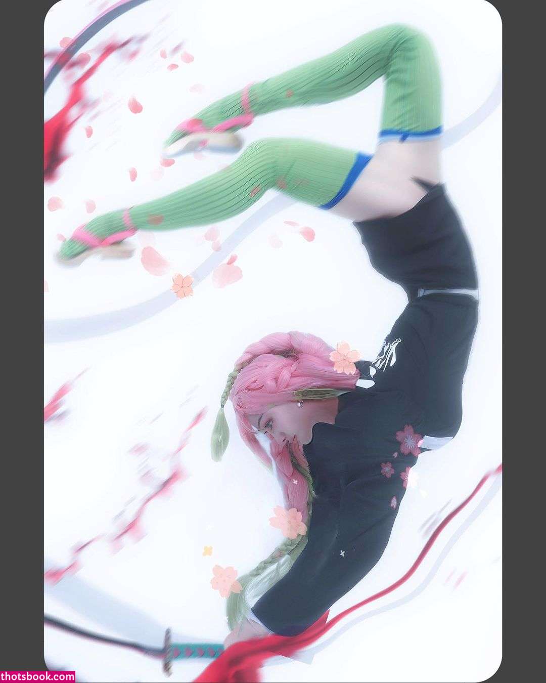 Yuan Herong Photo #20