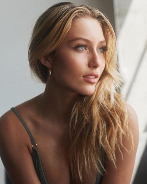 Heloise Hut Photo #55