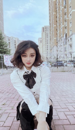 Yuan Herong Photo #89