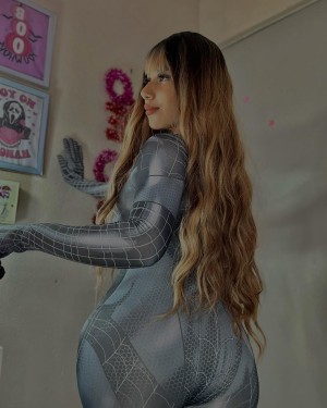 amywinos106 Photo #21